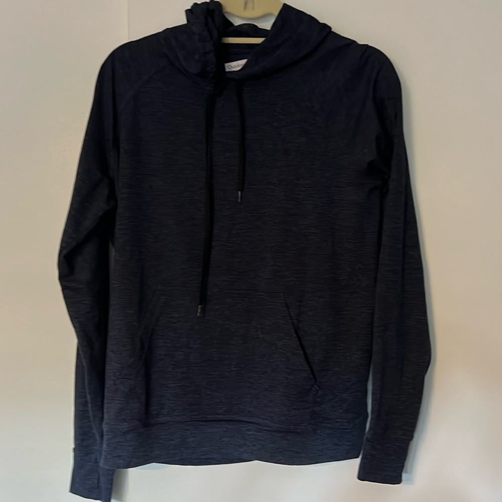 Women’s hoodie in dk heathered navy M in perfect condition